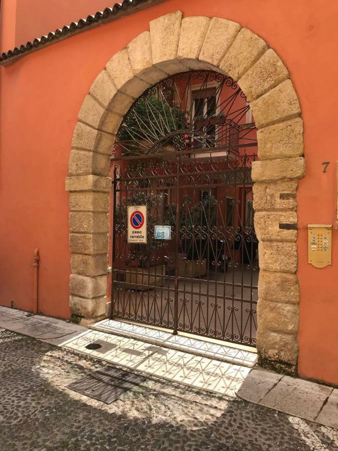 Verona'S Central Apartment Behind The Arena Екстериор снимка