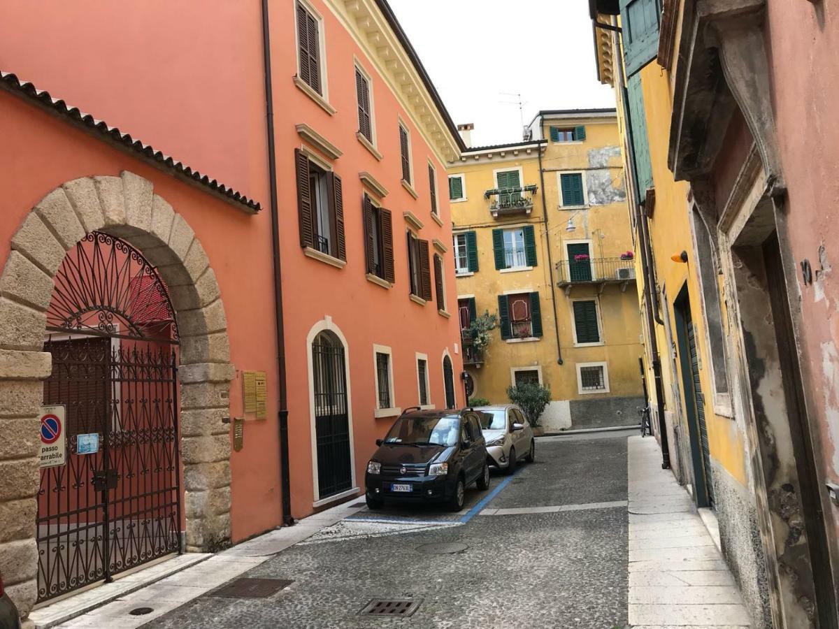 Verona'S Central Apartment Behind The Arena Екстериор снимка